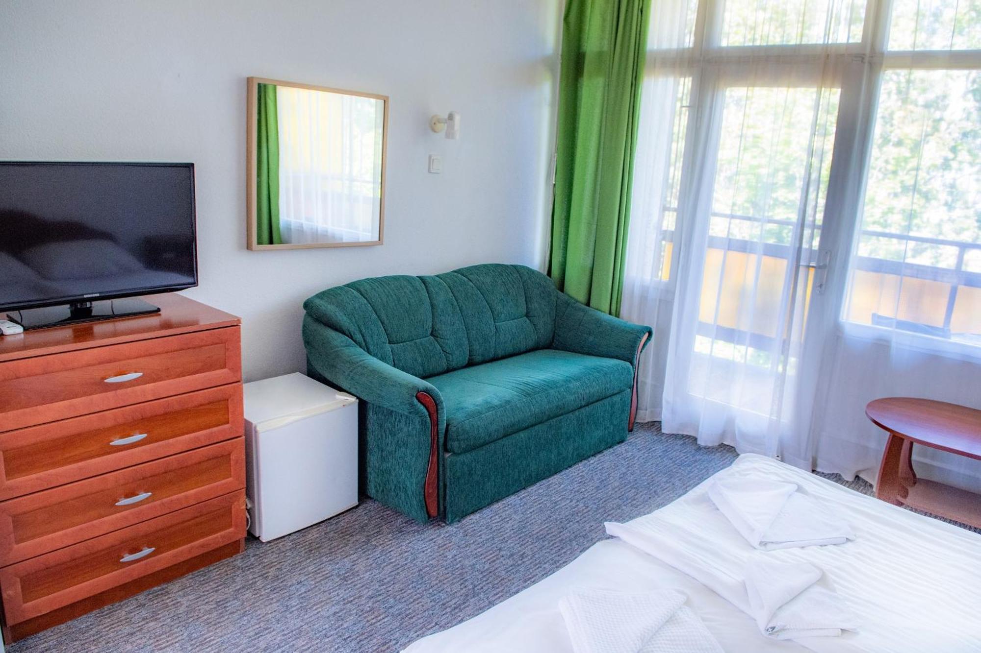 Ce Napfeny Hotel Siófok Exterior foto